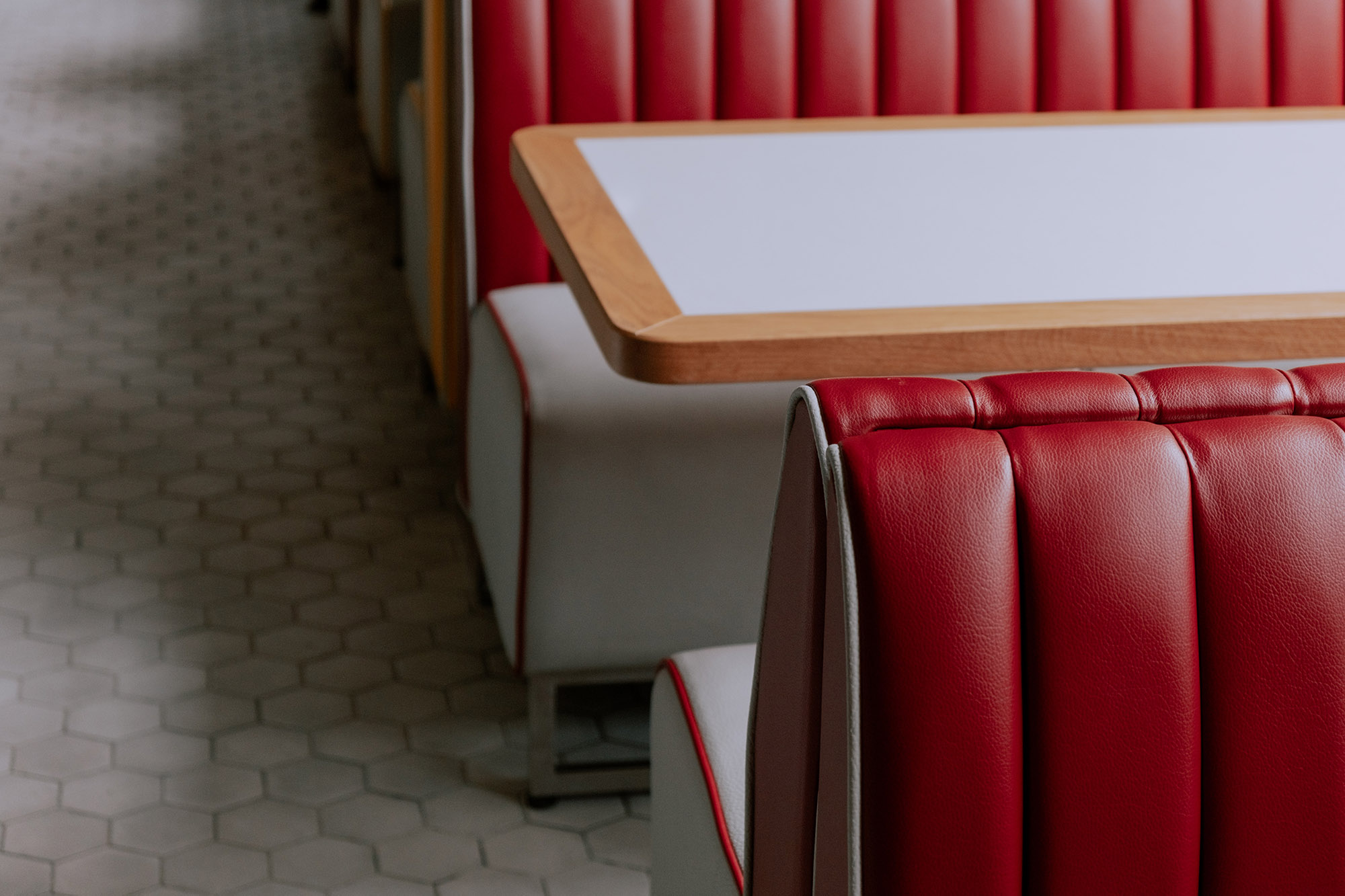 Als Upholstery – Restaurant Upholstery in Alburquerque